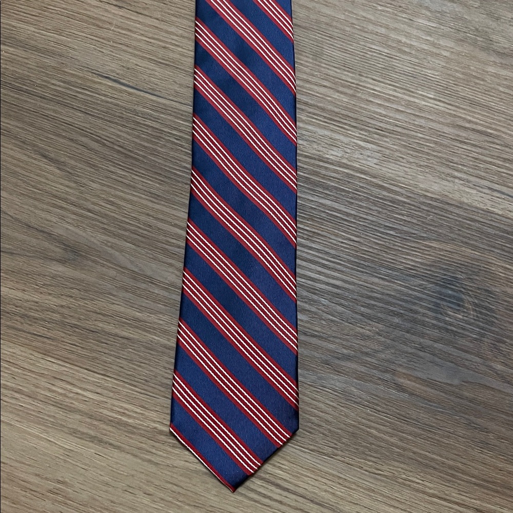Chaps Navy and Red Striped Mens Tie